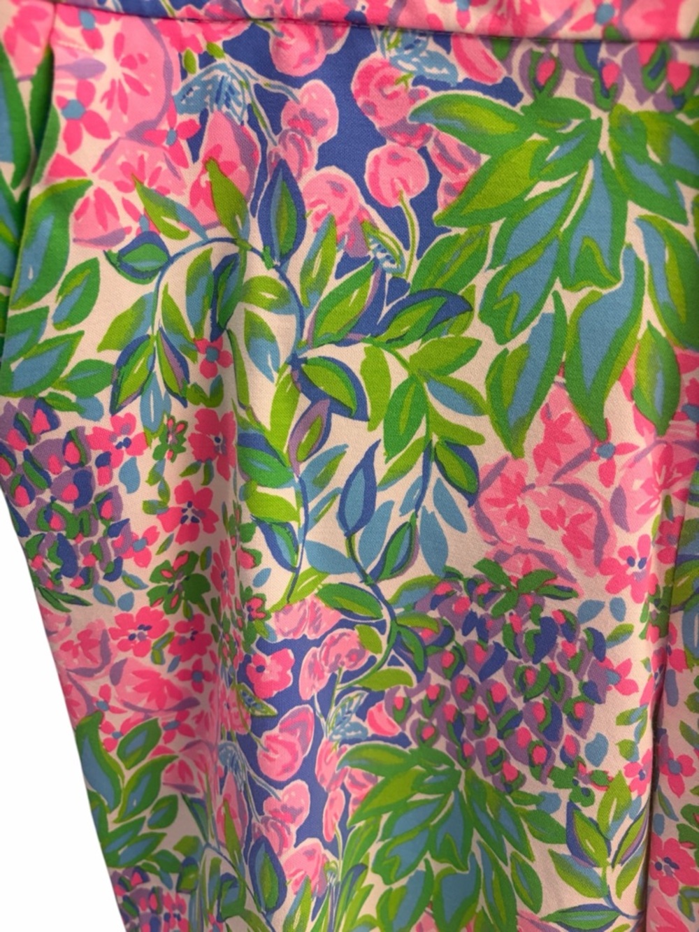 Lilly Pulitzer Pink, Green & Blue Floral Scalloped Shorts Size 10 - Picture 4 of 7